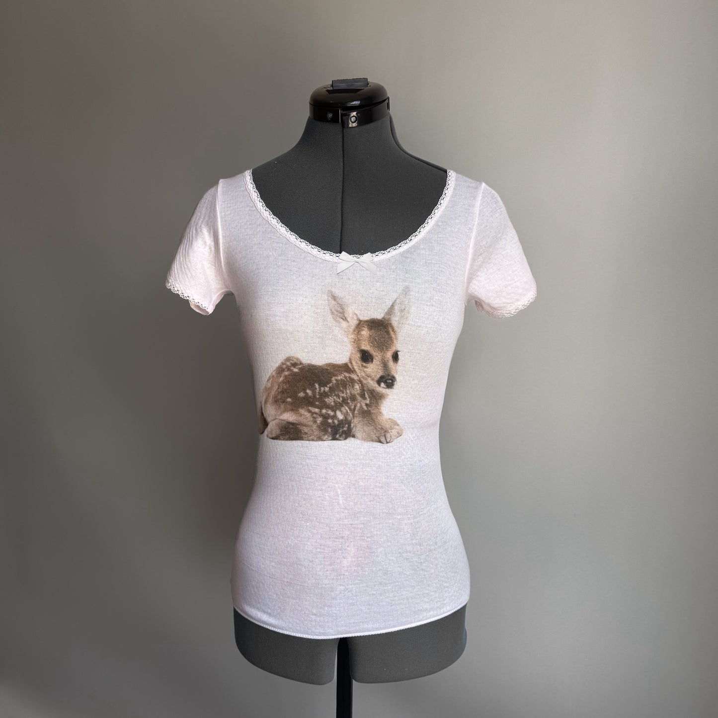Fawn tee (pink) (one size)