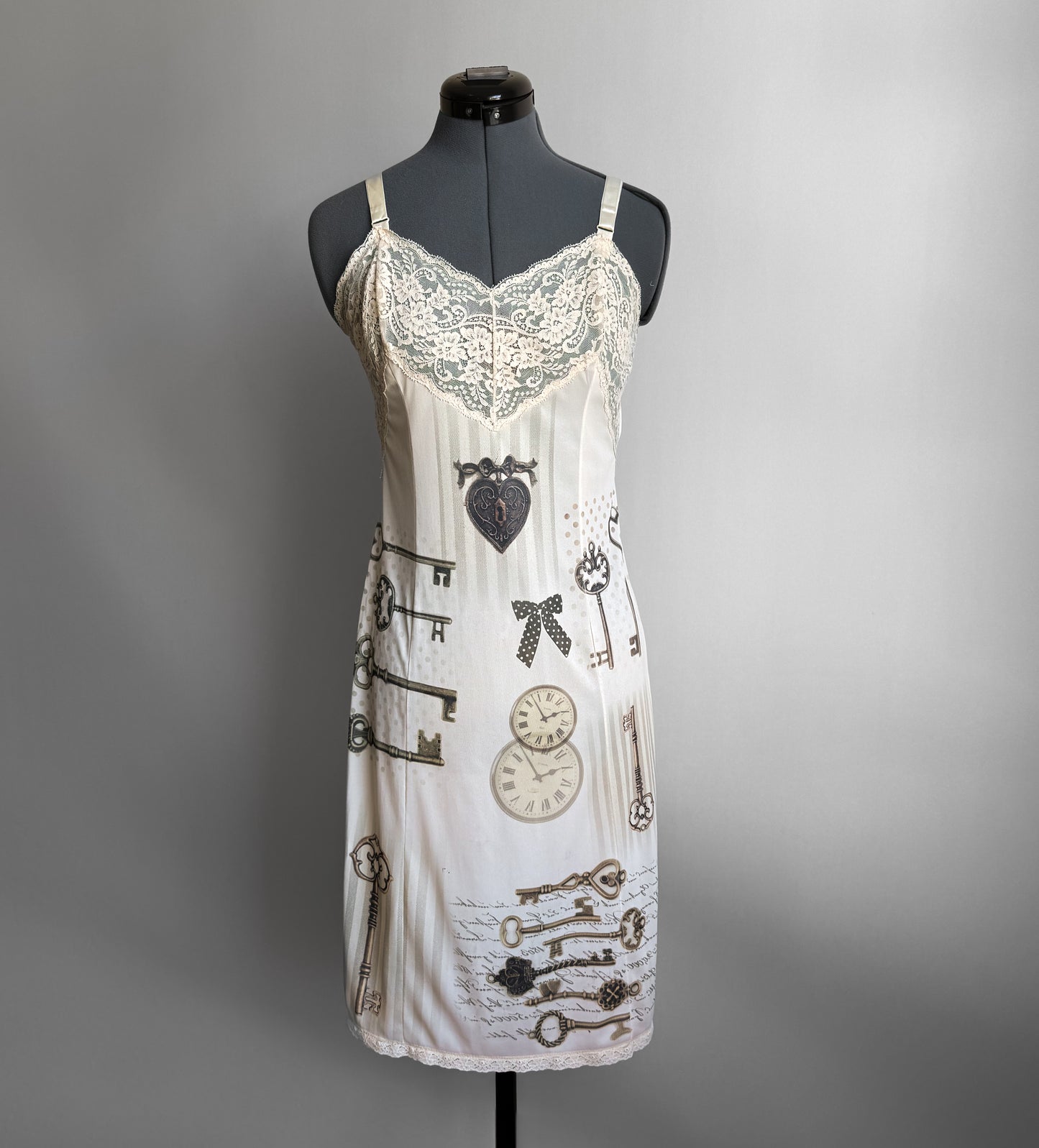 Key dress (XS-M)