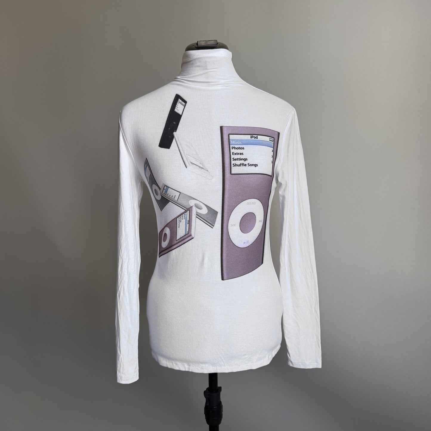 iPod turtleneck (S)
