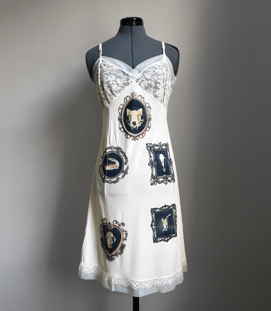 Skull pendant dress (S)