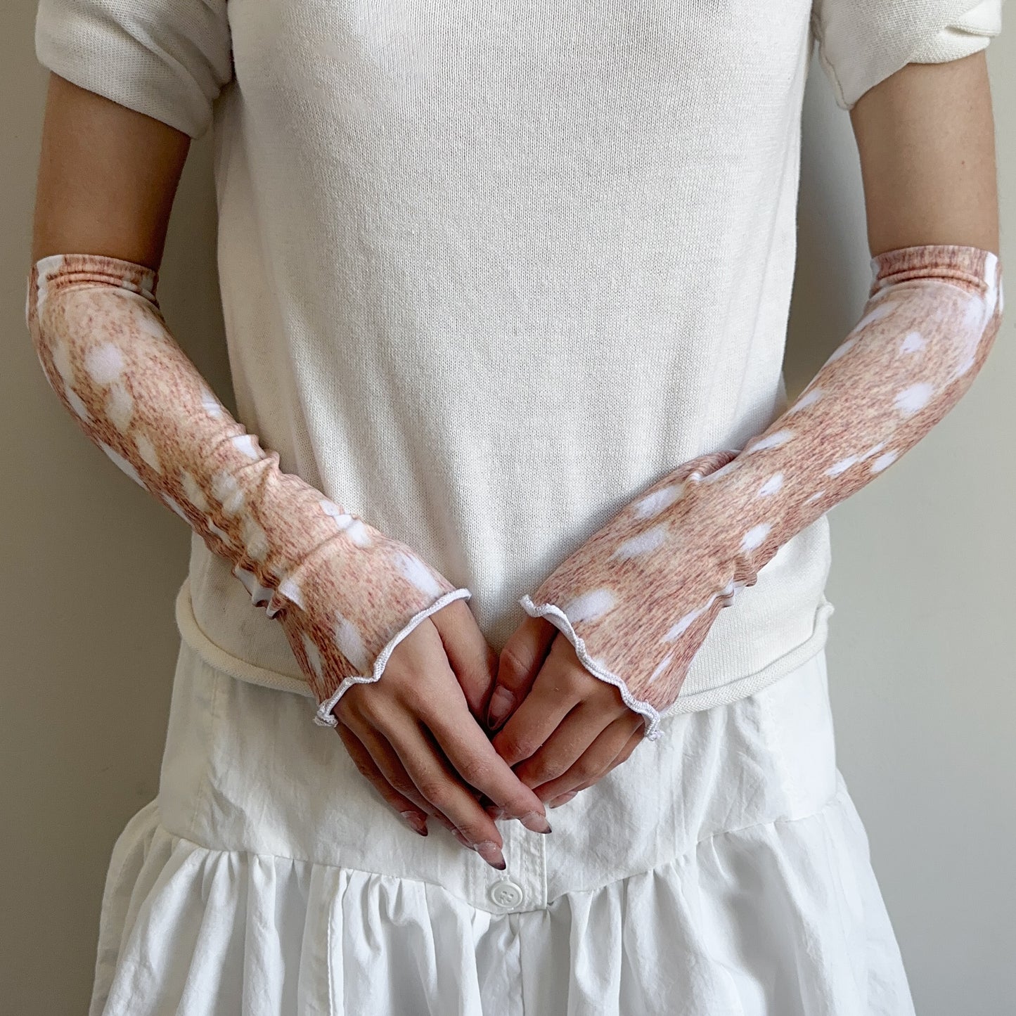 Fawn arm warmers